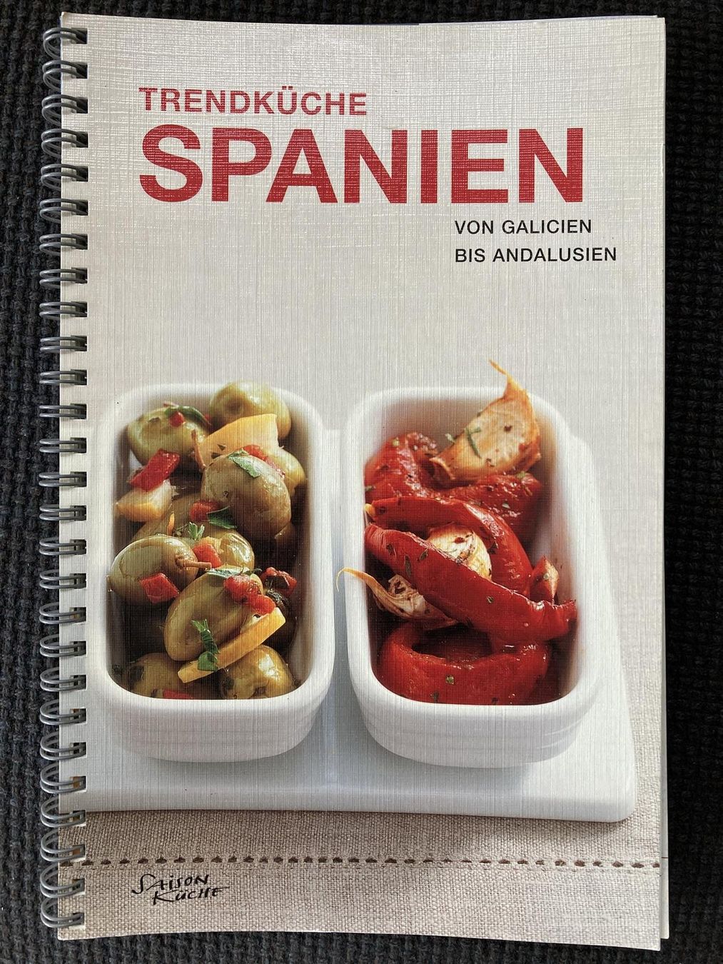 Livres: Spanische Küche, Trendküche Spanien – D'occasion à Baden par Yoyo1