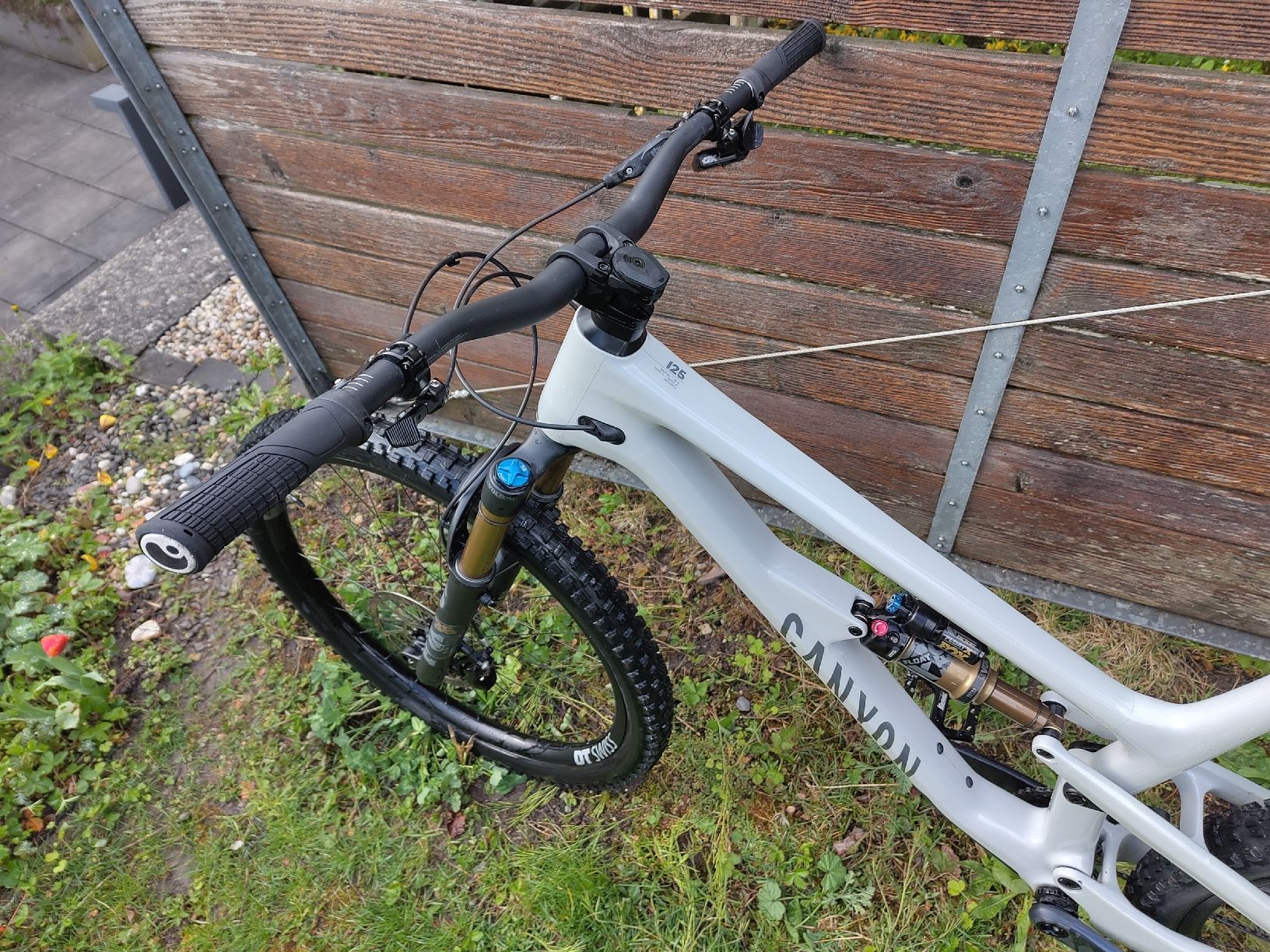 Canyon Biciclette: Canyon Spectral CF9, Grösse XL – Usato da Kriens venduto da BIG-UP 4