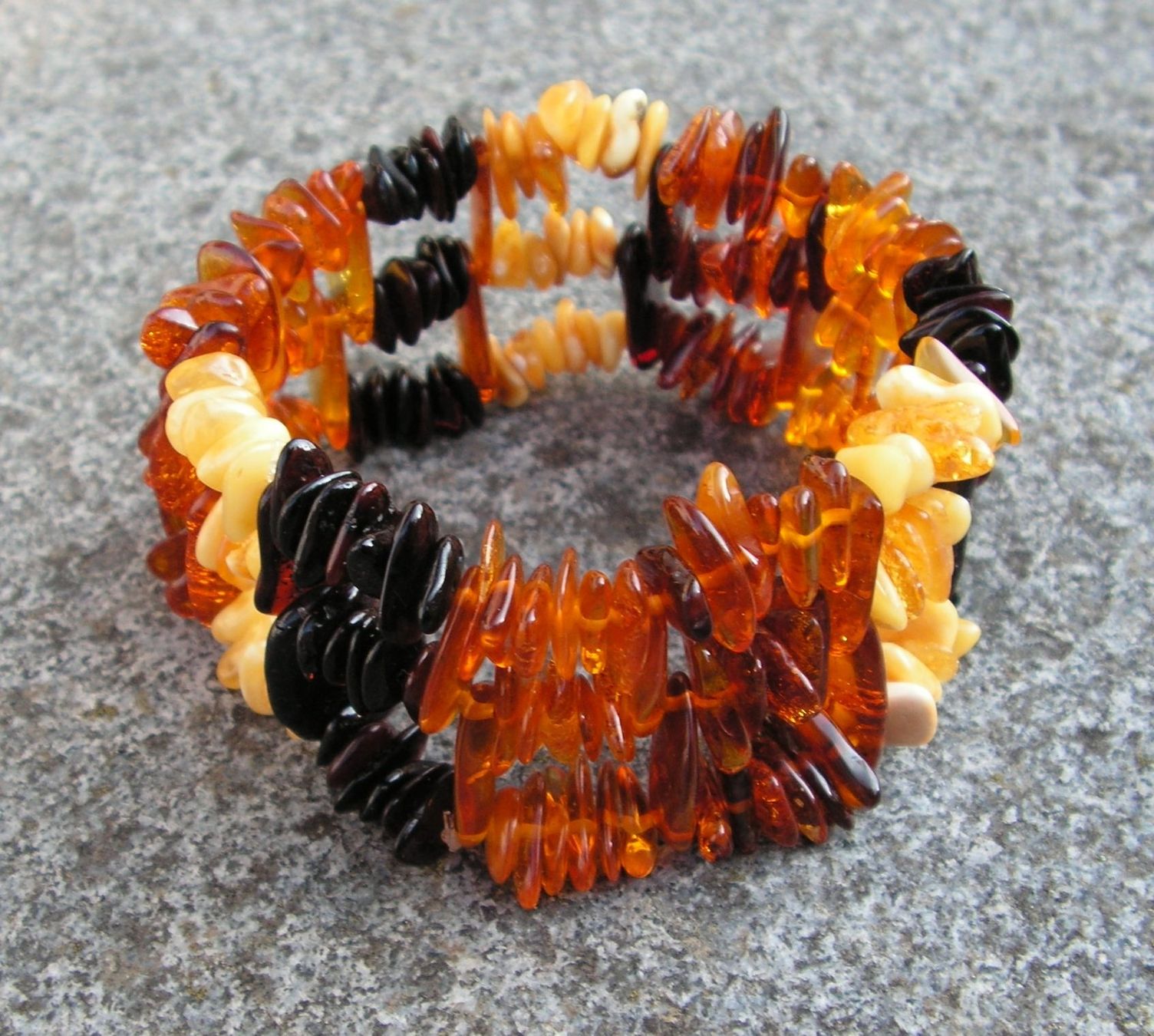 Armbänder & -reifen: ♥ ARMBAND / Baltischer Bernstein / MULTICOLOR / DREIREIHIG – Neu (gemäss Beschreibung) aus Derendingen von Editka 2