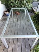 Glastisch Metallrahmen mit Glasplatte Lieferservice vorhande