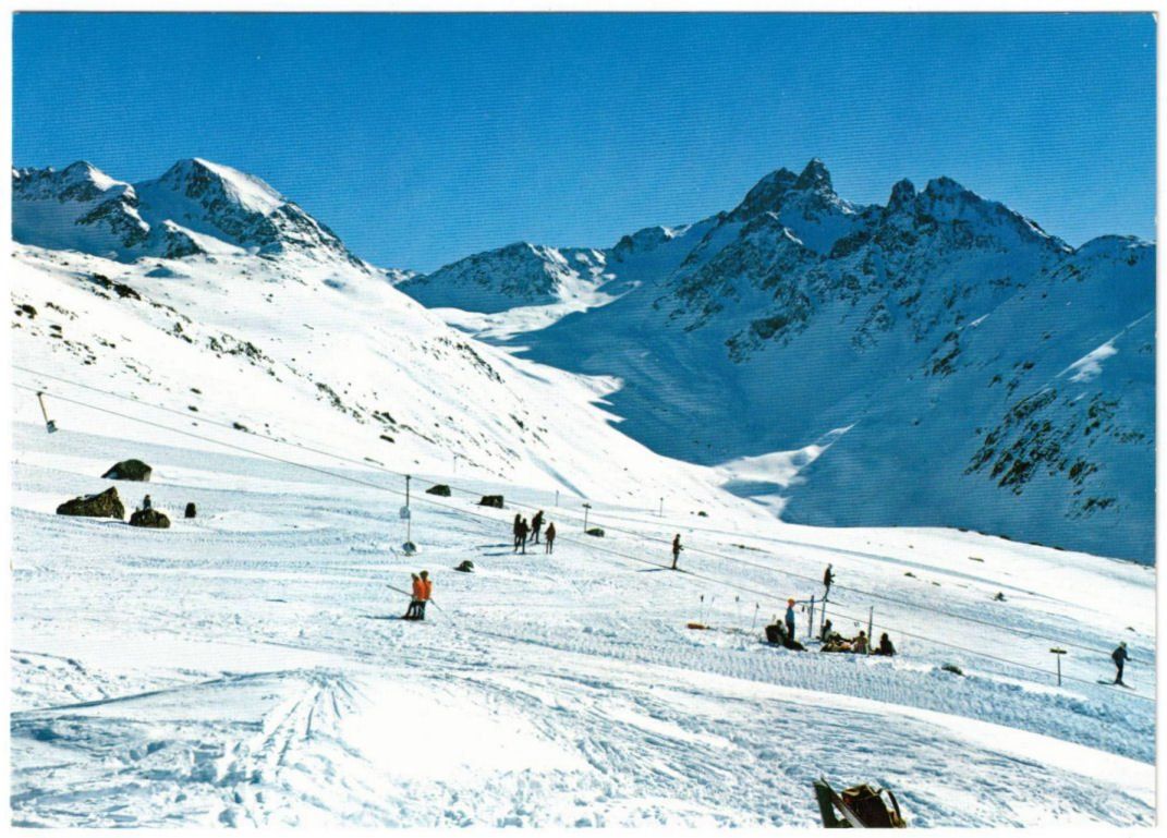 Cartoline postali: St. Moritz - Skilift Muottas Muragl – Usato da Binningen venduto da Mountainrider