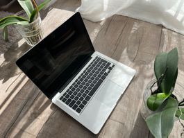 MacBook Pro 13-Zoll (Ende 2011) mit Netzteil 60W