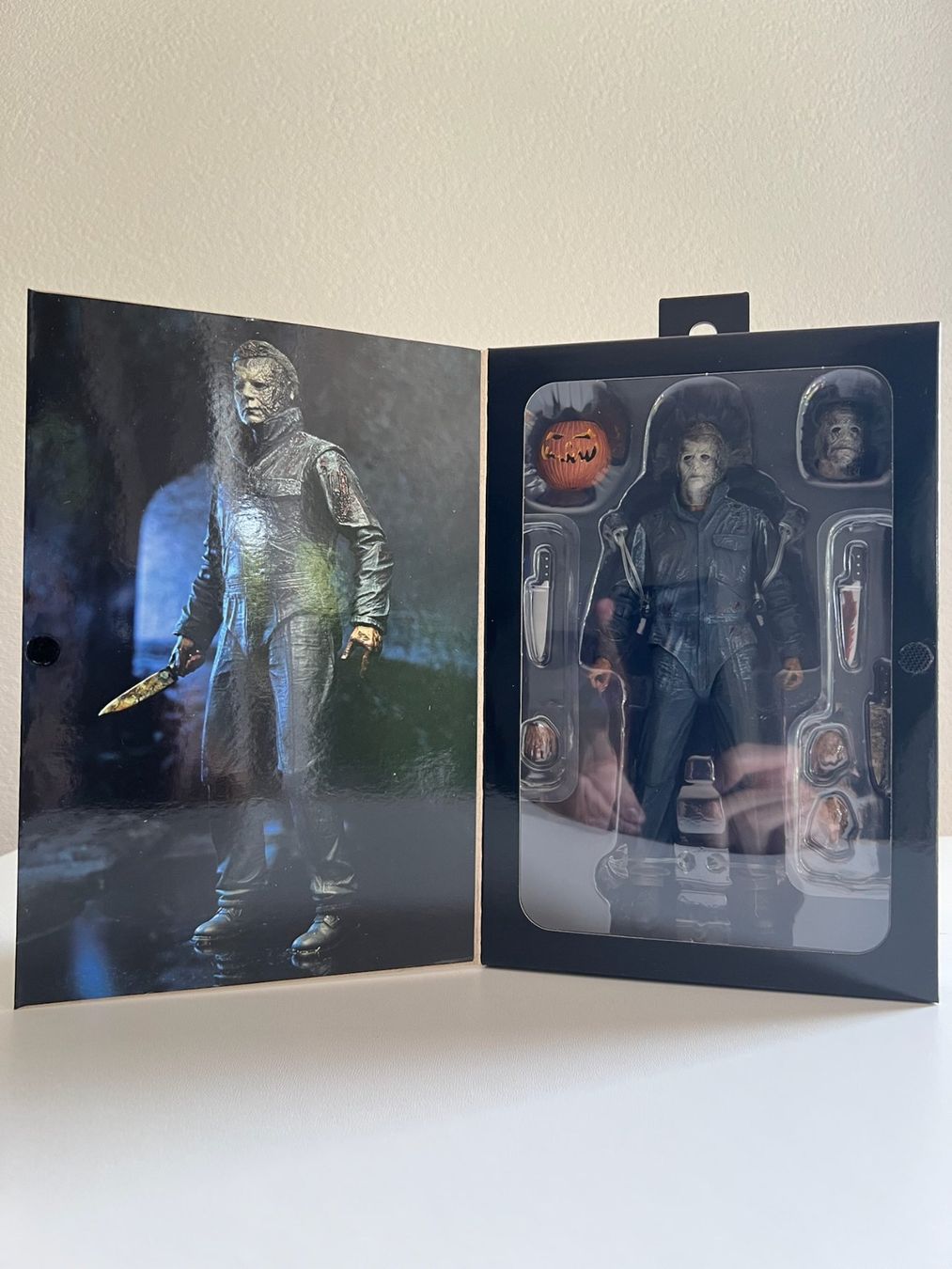 Figurines: Figurine NECA - Halloween Ends - 7" Michael Myers – Neuf avec emballage d'origine à Le Mouret par perfectbijou 6