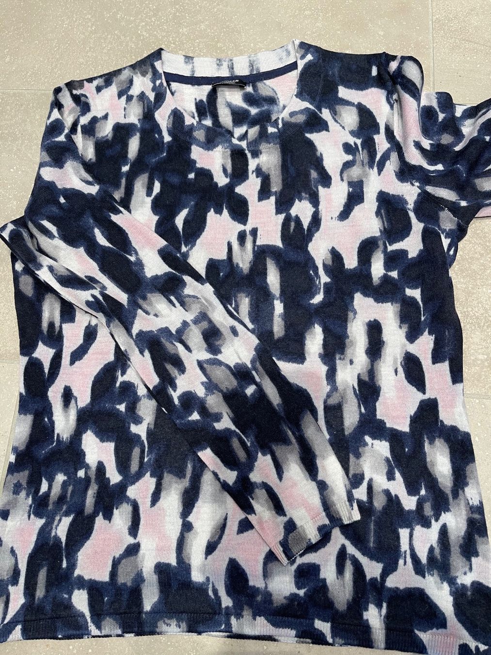 Maglioni & Felpe: Pullover/Sweater – Usato da Rickenbach b. Wil venduto da iah_pg6d