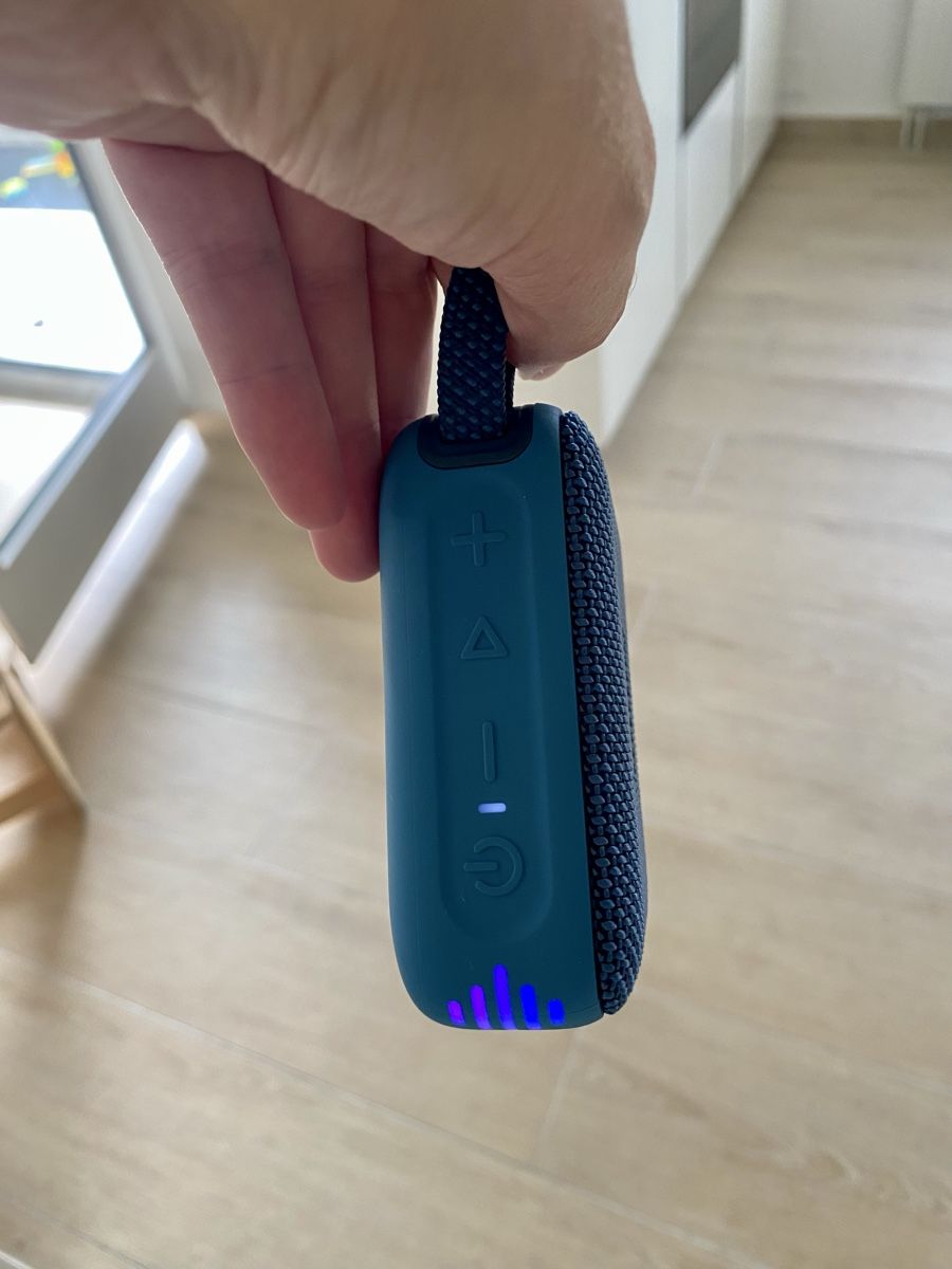 Haut-parleurs: Enceinte Bluetooth NewRixing Waterproof Design – Neuf avec emballage d'origine à Delémont par Emi-98 1