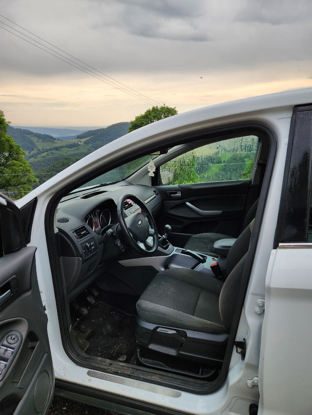 Ford Automobili: Ford Kuga 2.0l 4x4 – Usato da Schelten venduto da yor_x2vr 4