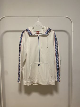 Nike Hoodie Size S