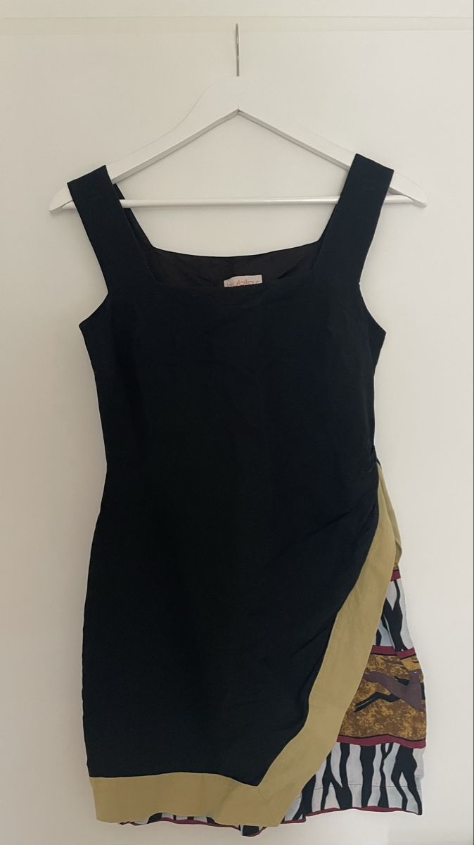 Kleider: Kleid von Byblos – Gebraucht aus Horw von Spi8992