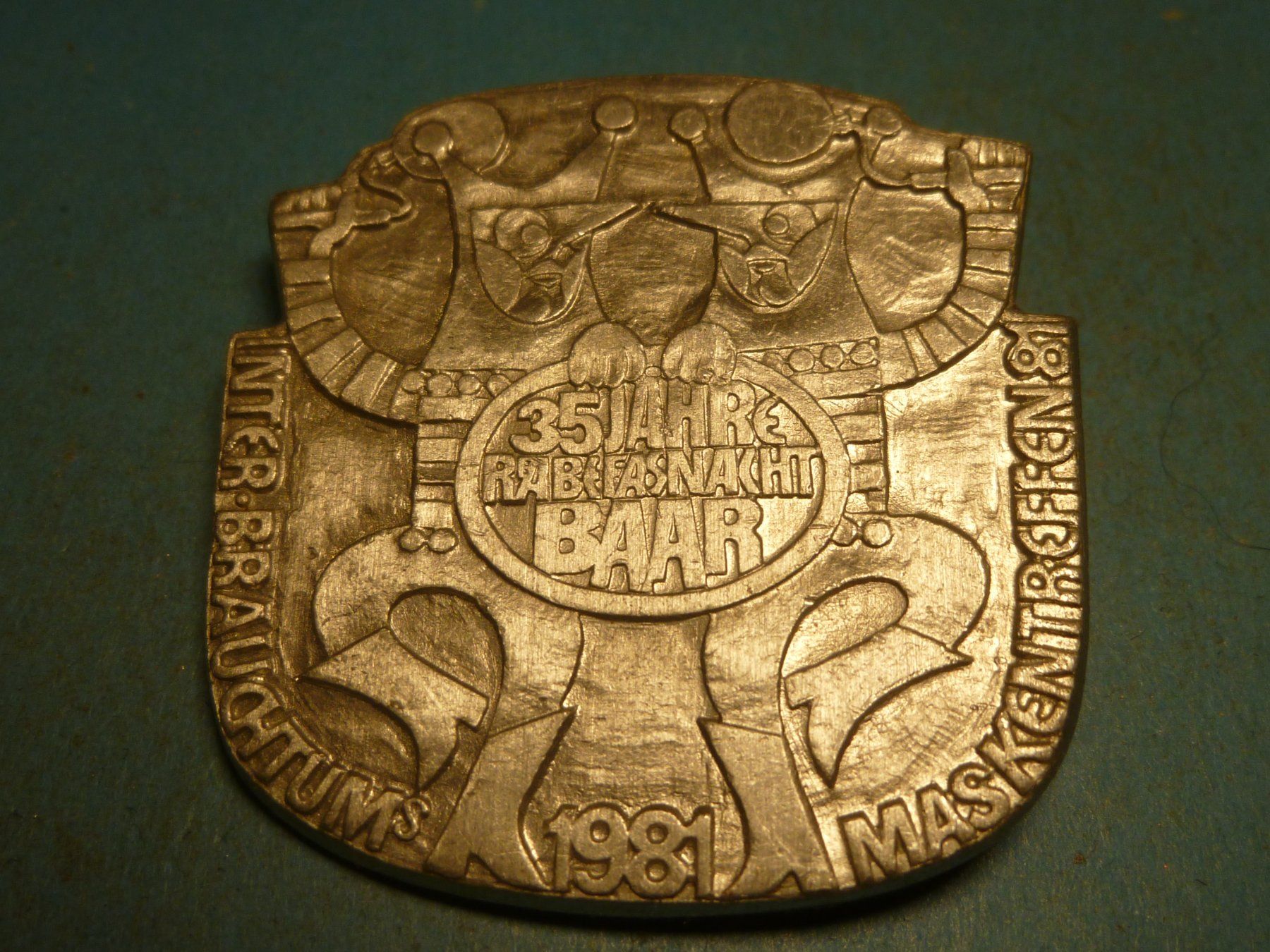 Placchette & Badge: BAAR (ZG) 1981 ALU – Usato da Ried (Muotathal) venduto da Mandarin02