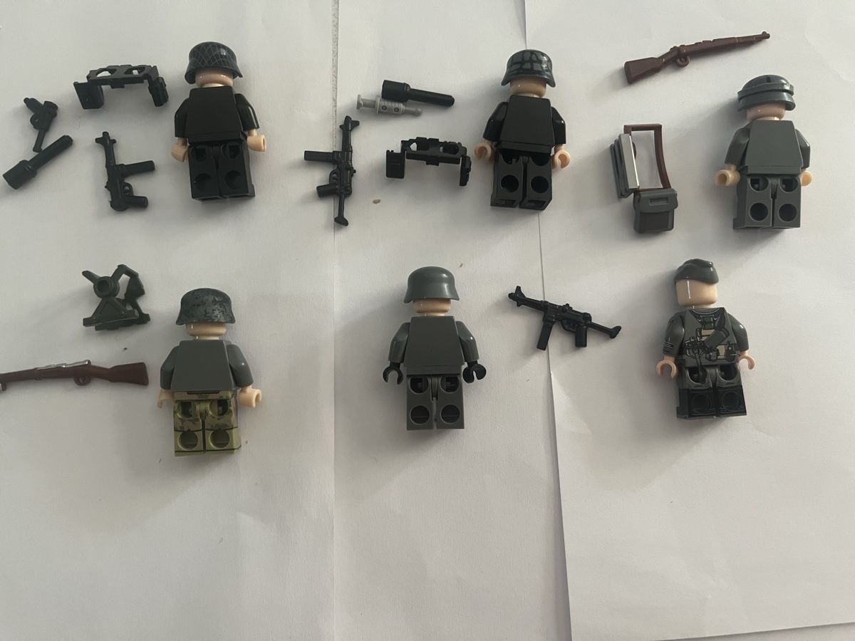 Lego Statuette: Klemmbaustein Ww2 Deutsche Soldaten – Nuovo (secondo la descrizione) da St. Margarethen TG venduto da nic_n9n5 1