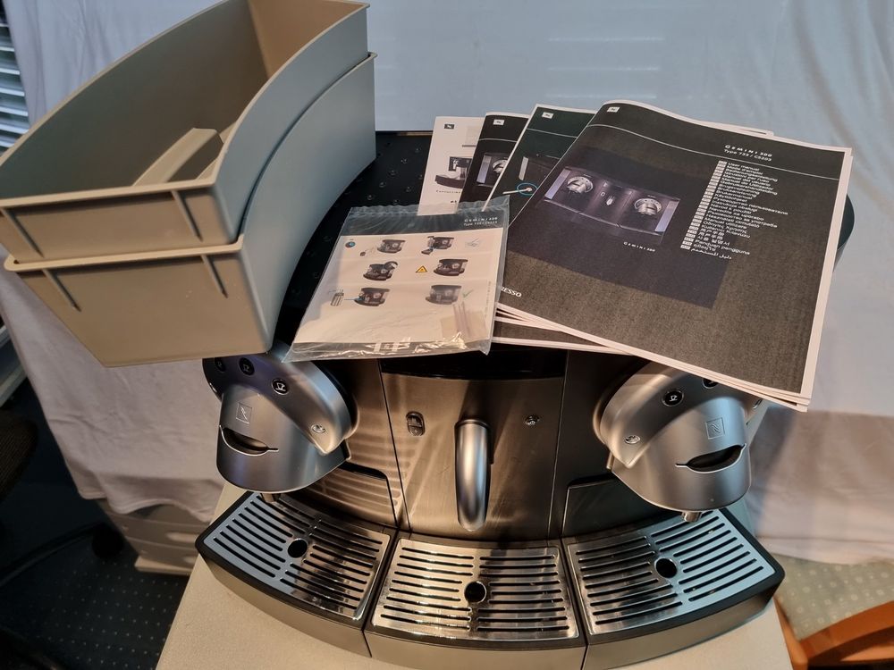 NESPRESSO GEMINI CS200 CS203 Typ 733 neue Schalen Topzustand Kaufen