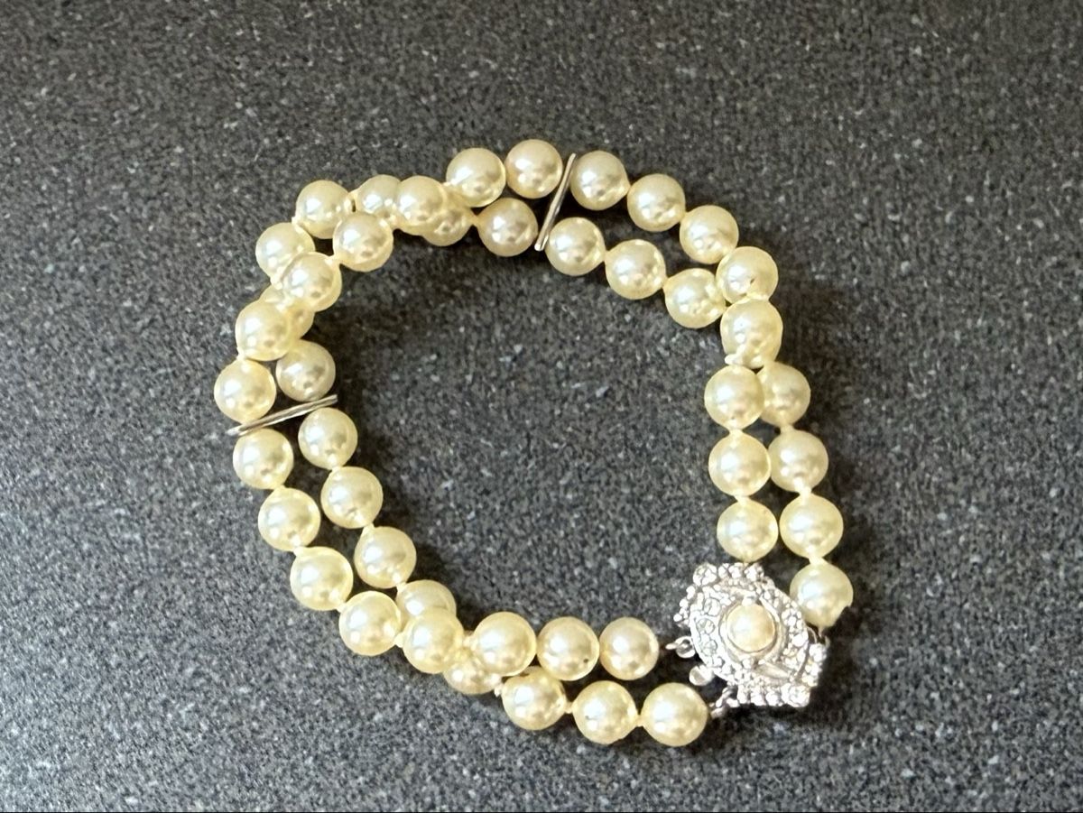 Armbänder & -reifen: Vintage Perlenarmband – Gebraucht aus Lamone von LaCantinaMagica 1