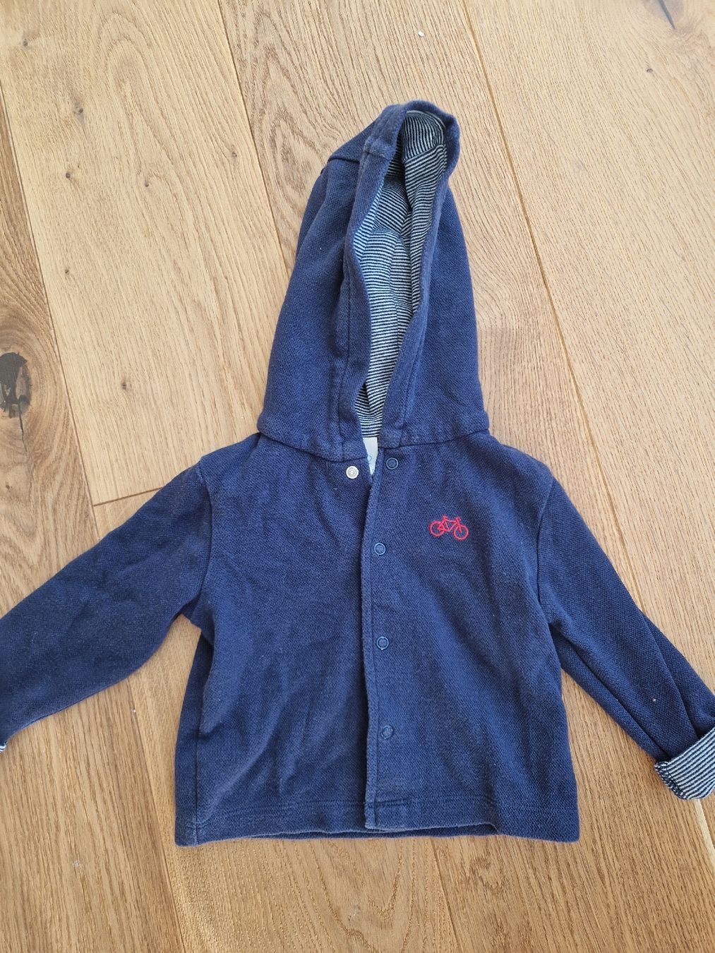 C&A Pulls et sweat-shirts: Baby Pullover Grösse 80/86 – D'occasion à Eschenbach SG par SanFranciscoCalifornia