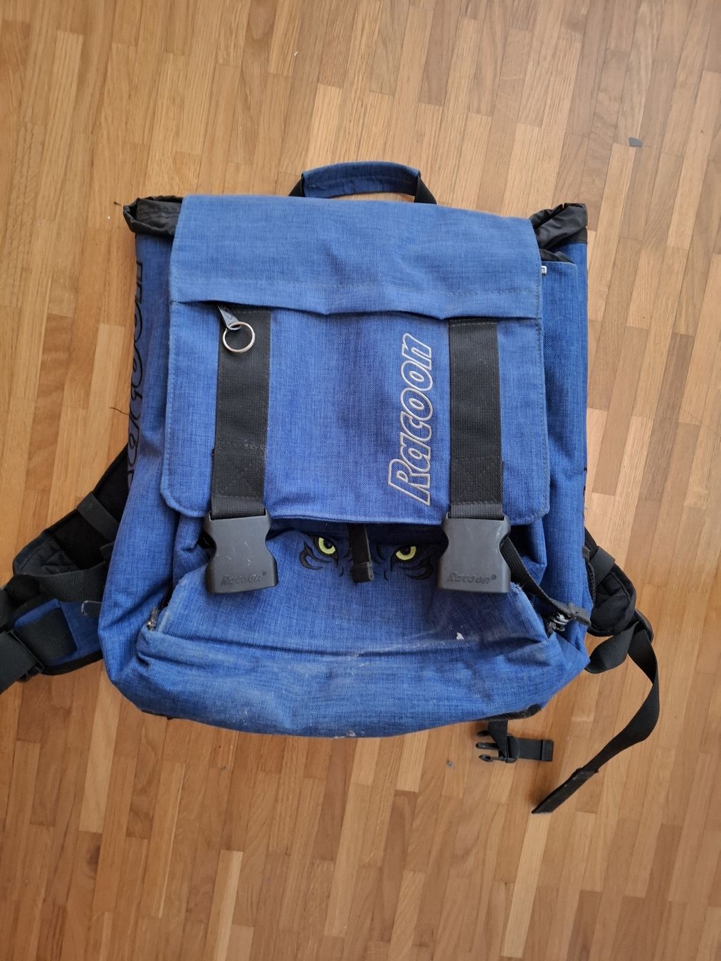 Racoon Rucksäcke: Racoon Schulrucksack – Gebraucht aus Frauenfeld von MokkaNinja