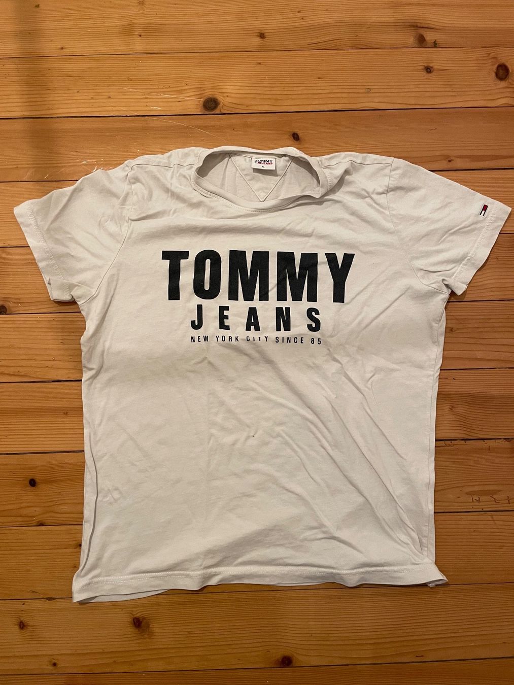 Tommy Hilfiger T-shirt: Tommy Hilfiger T-Shirt XL – Usato da Winterthur venduto da cheerio97