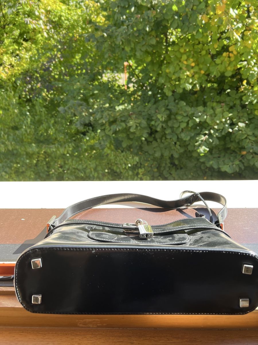 Navyboot Borse da donna: NAVYBOOT Handtasche Leder schwarz – Nuovo (secondo la descrizione) da Ennetbaden venduto da han_kqm5 3