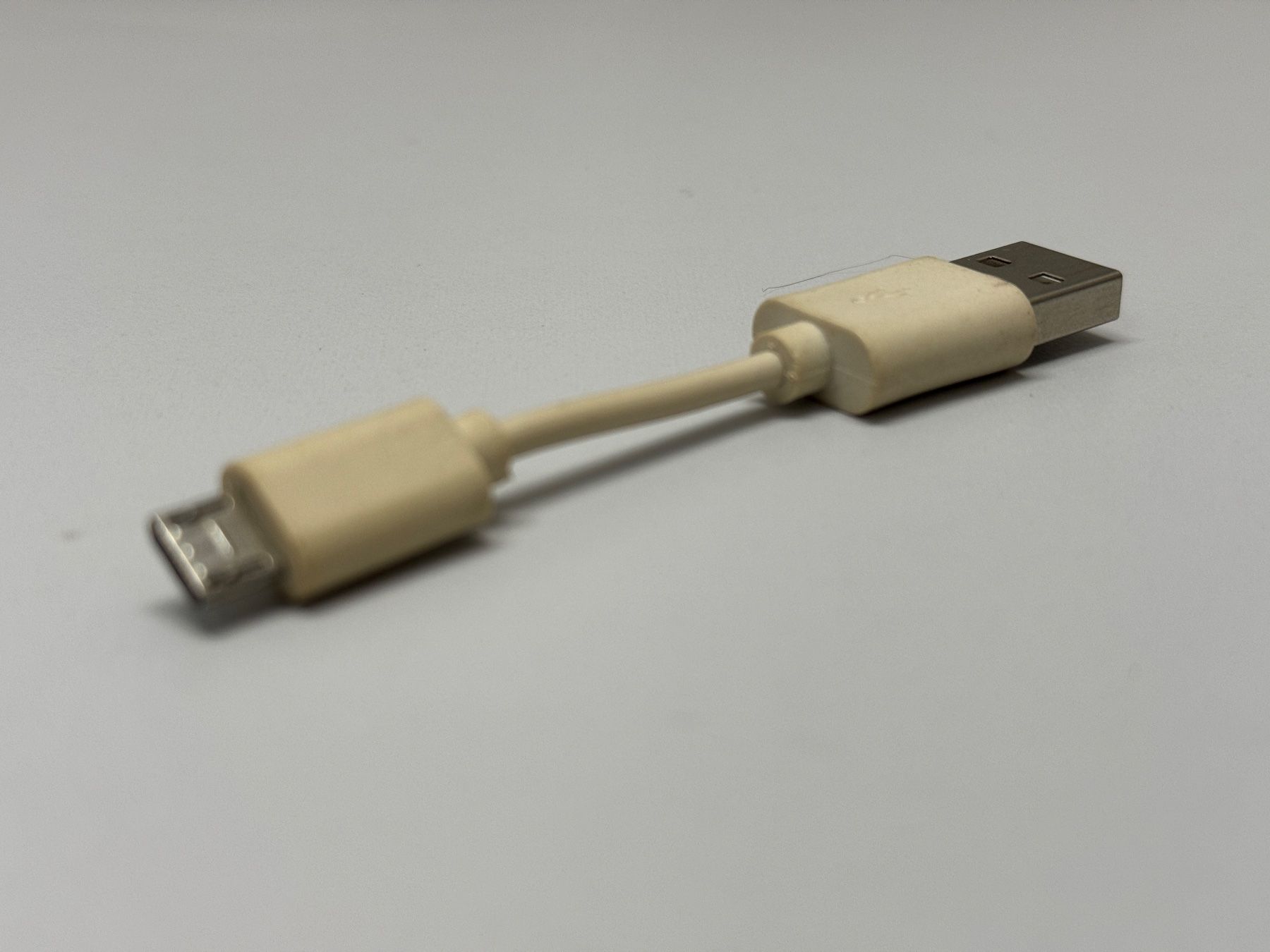 Cavi: USB Micro-B zu USB - A / Kabel – Usato da Humlikon venduto da GX30 2