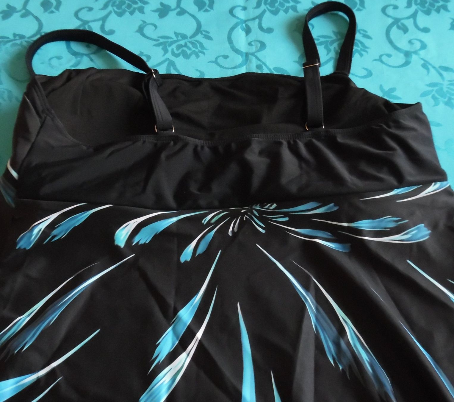 Costumi da bagno & Bikini: Tankini 2 Teilig. EU-Gr.44 – Nuovo e nell'imballaggio originale da Bellinzona venduto da Luna093 1