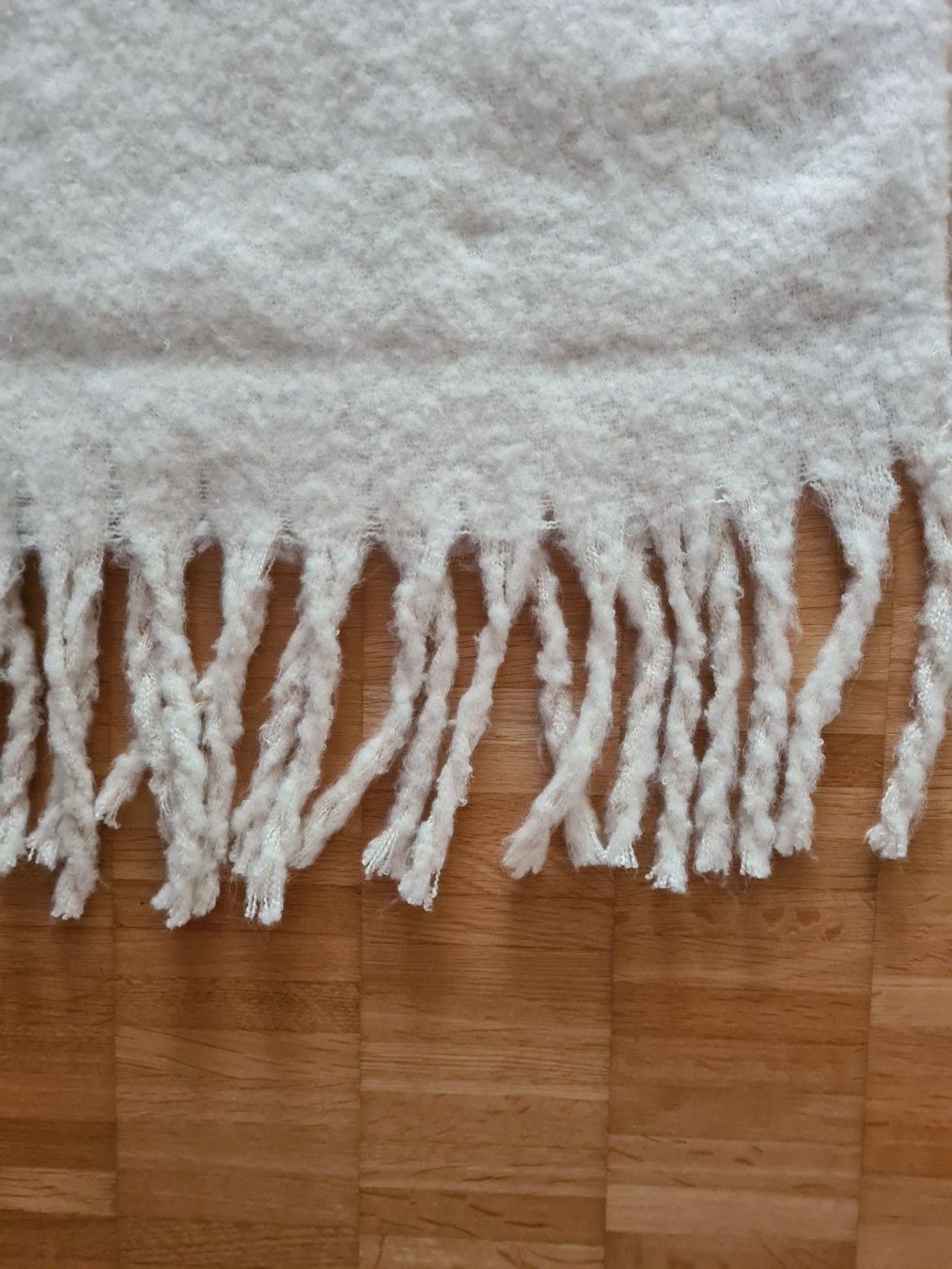 Foulard & Sciarpe: LINDEX Wunderschöner Schal – Nuovo (secondo la descrizione) da Jona venduto da Good_luck_ 3