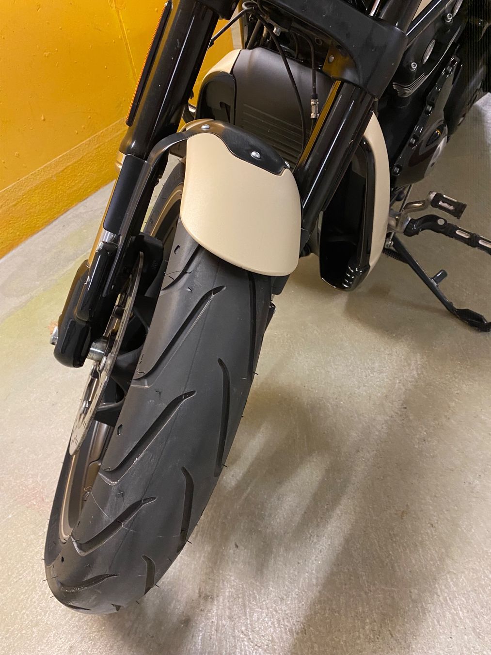 Harley-Davidson Chopper: HARLEY-DAVIDSON VRSCDX Night Rod Special ABS – Gebraucht aus Niederrohrdorf von Spiritsmore 7
