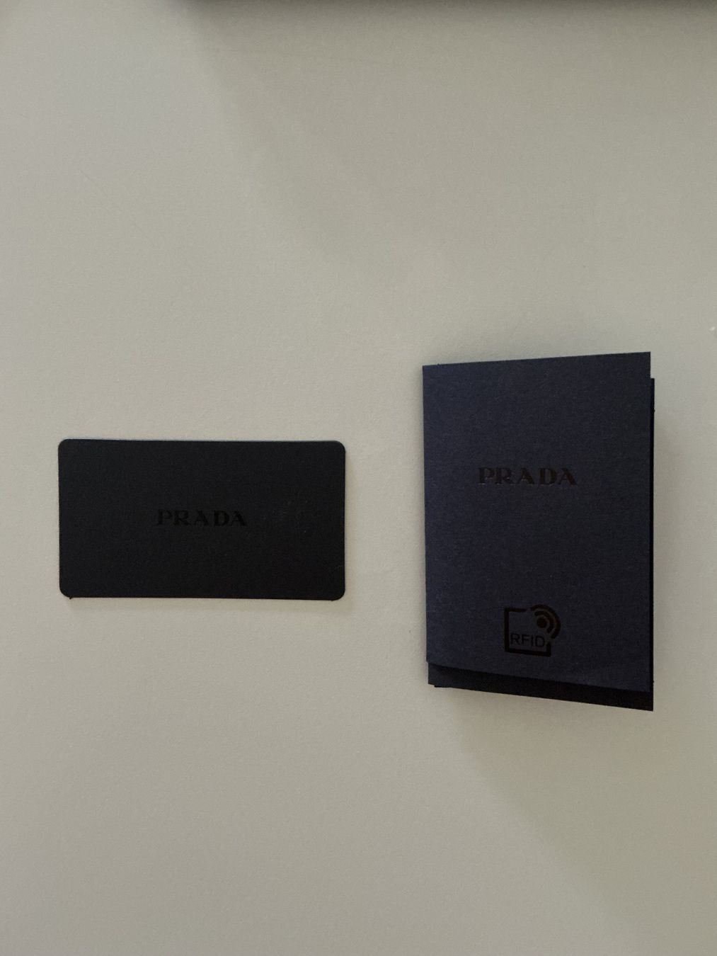 Prada Taschen für Damen: Prada Tasche Ungetragen – Neu (gemäss Beschreibung) aus Zürich von ves_w6wl 5