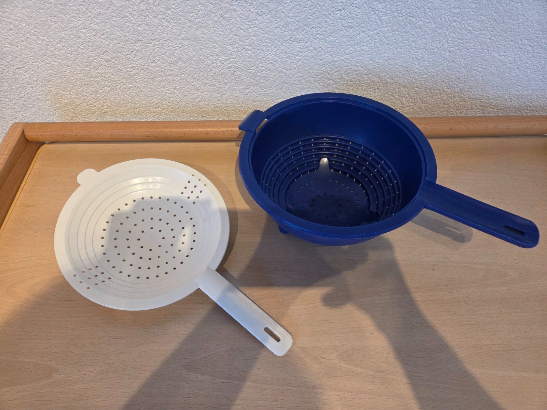 Tupperware Appareils de cuisine: Tupperware Salatsieb – D'occasion à Niederuzwil par kleine_hexe 1