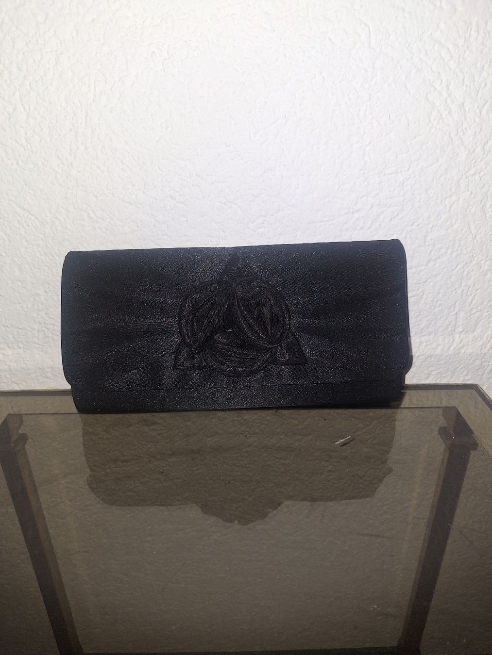 Borse da donna: Elegante schwarze Abendtasche mit Kette – Nuovo (secondo la descrizione) da Wynau venduto da Ziegler_Secondhand 2