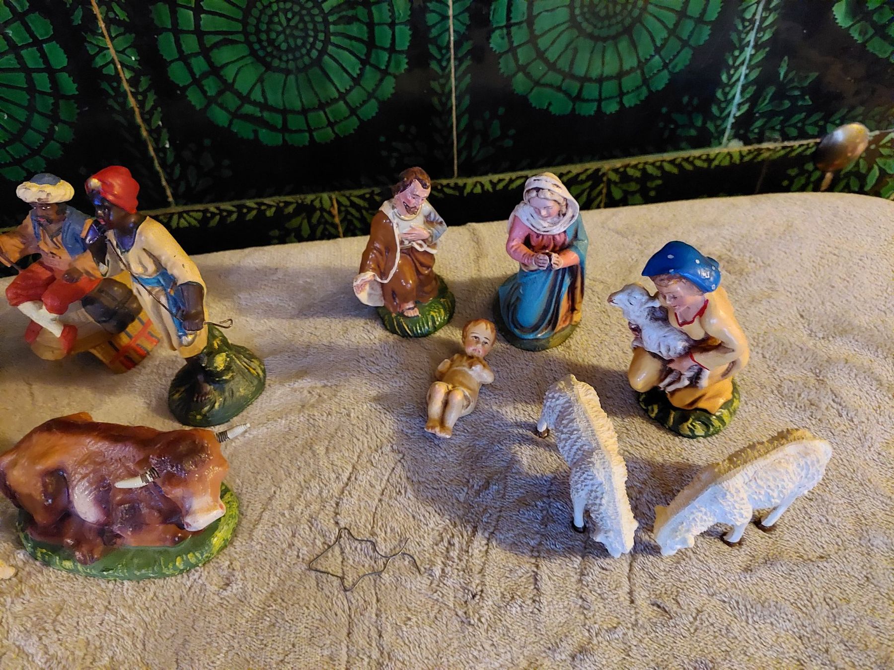 Statuette: Antike wunderschöne Krippenfigurn, 16 Teile, Handbemalt – Usato da Otelfingen venduto da silver-moon 2