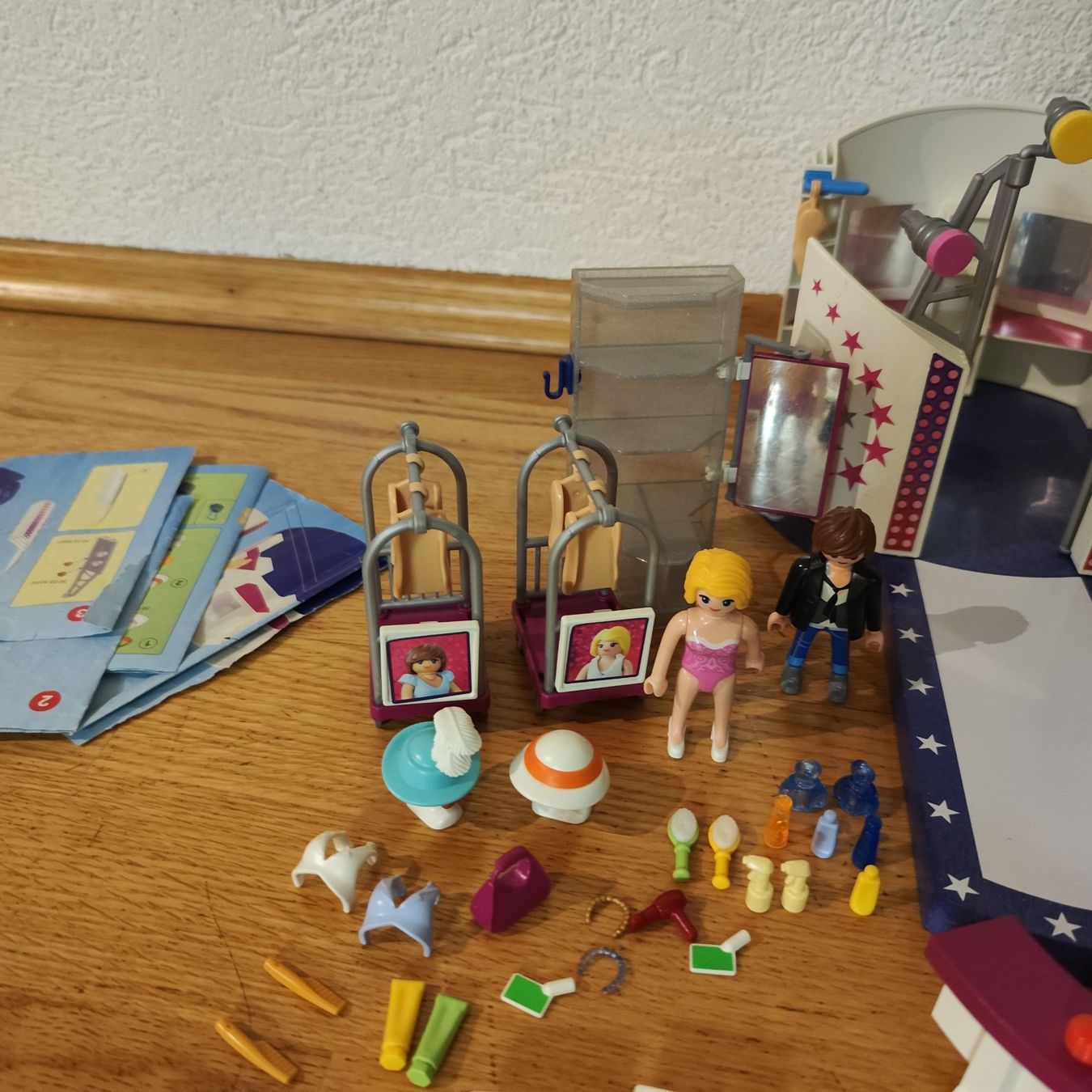 Playmobil Spielzeuge: Playmobil Mode Casting auf dem Laufsteg – Gebraucht aus Riehen von WinniePuh4 4