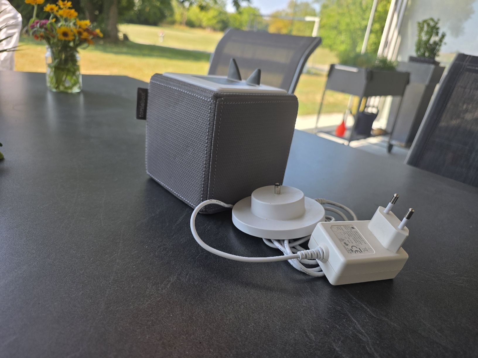 Audiolibri: Toniebox mit 15 Hörspielfiguren – Usato da Kloten venduto da MichelleS