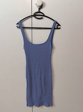 Hell Blaues Kleid