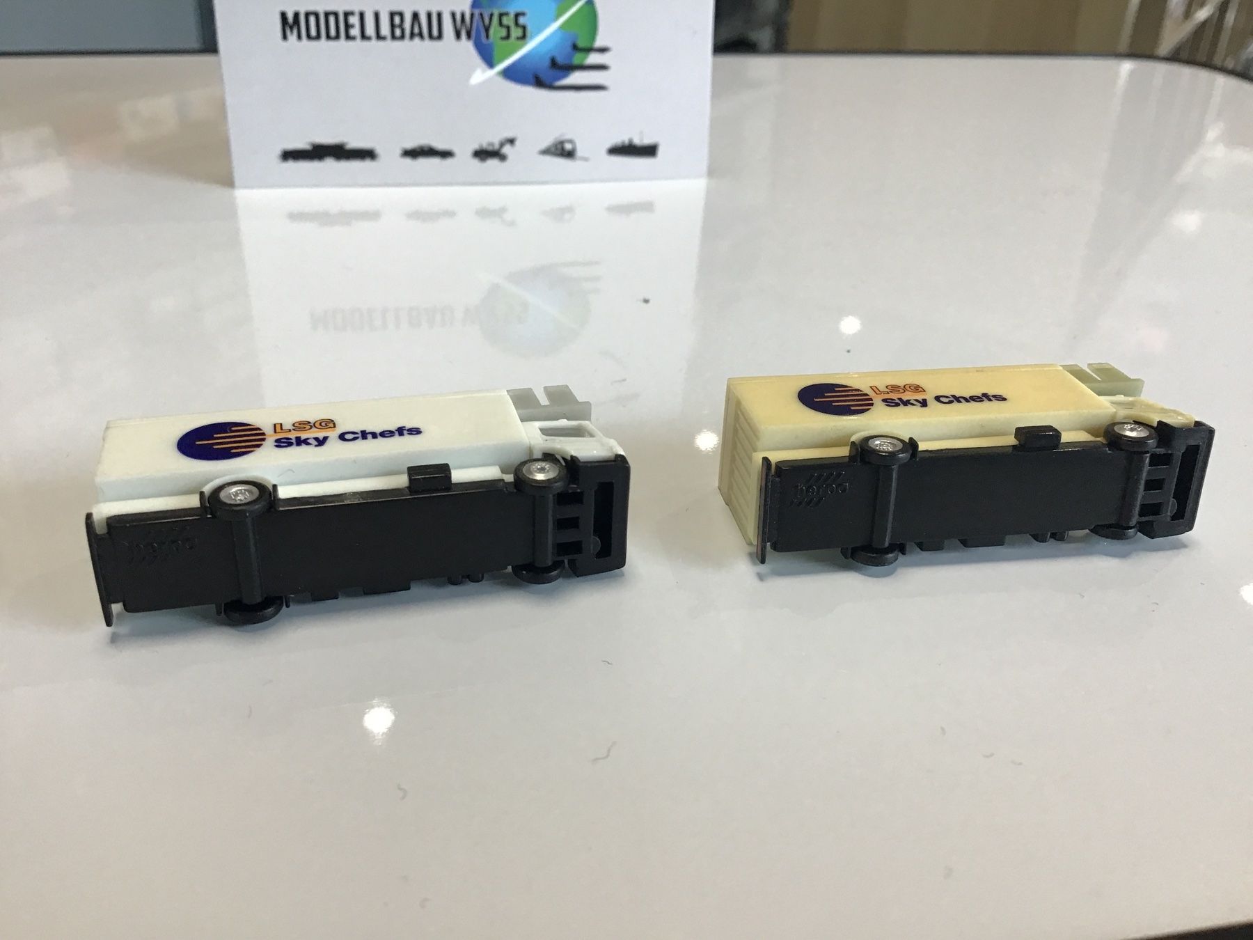 Herpa Modellbausätze & Standmodelle: LSG Sky Chefs Modellauto-Set - 1:200 – Gebraucht aus Männedorf von Modelle-aller-Art 3