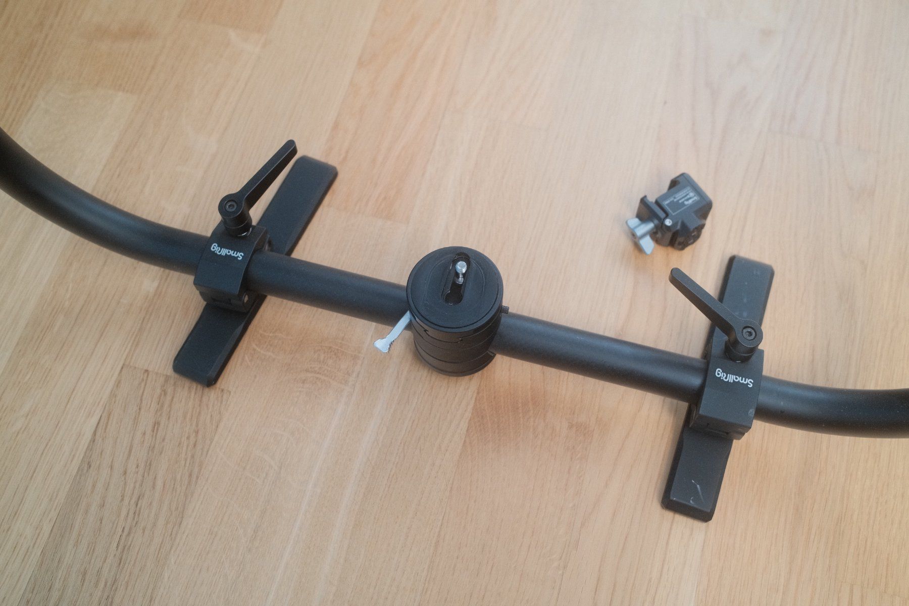 Smallrig Altri Accessori: Stabilizer Handheld Ring für DJI RS Serie – Usato da Oberwil BL venduto da nil_9vwz 1
