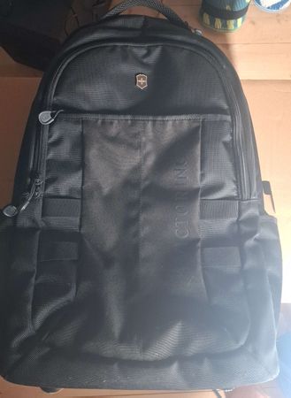 Victorinox Laptoprucksack auf Rollen schwarz