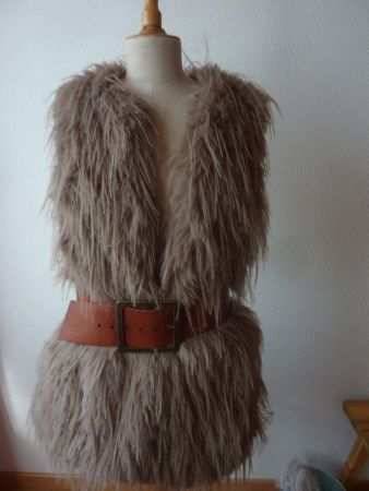 Weste/ Gilet Fakefell, taupe, neu mit Etikett