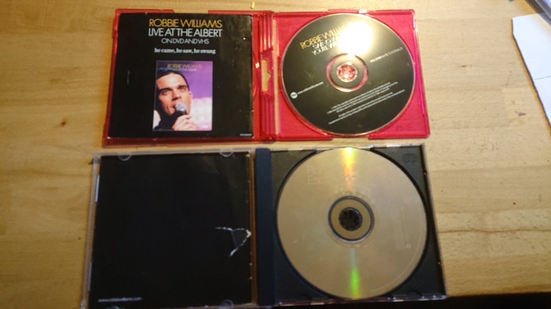 CD: CD Robbie Williams Escapology, und Swing – Usato da Gelterkinden venduto da martinom
