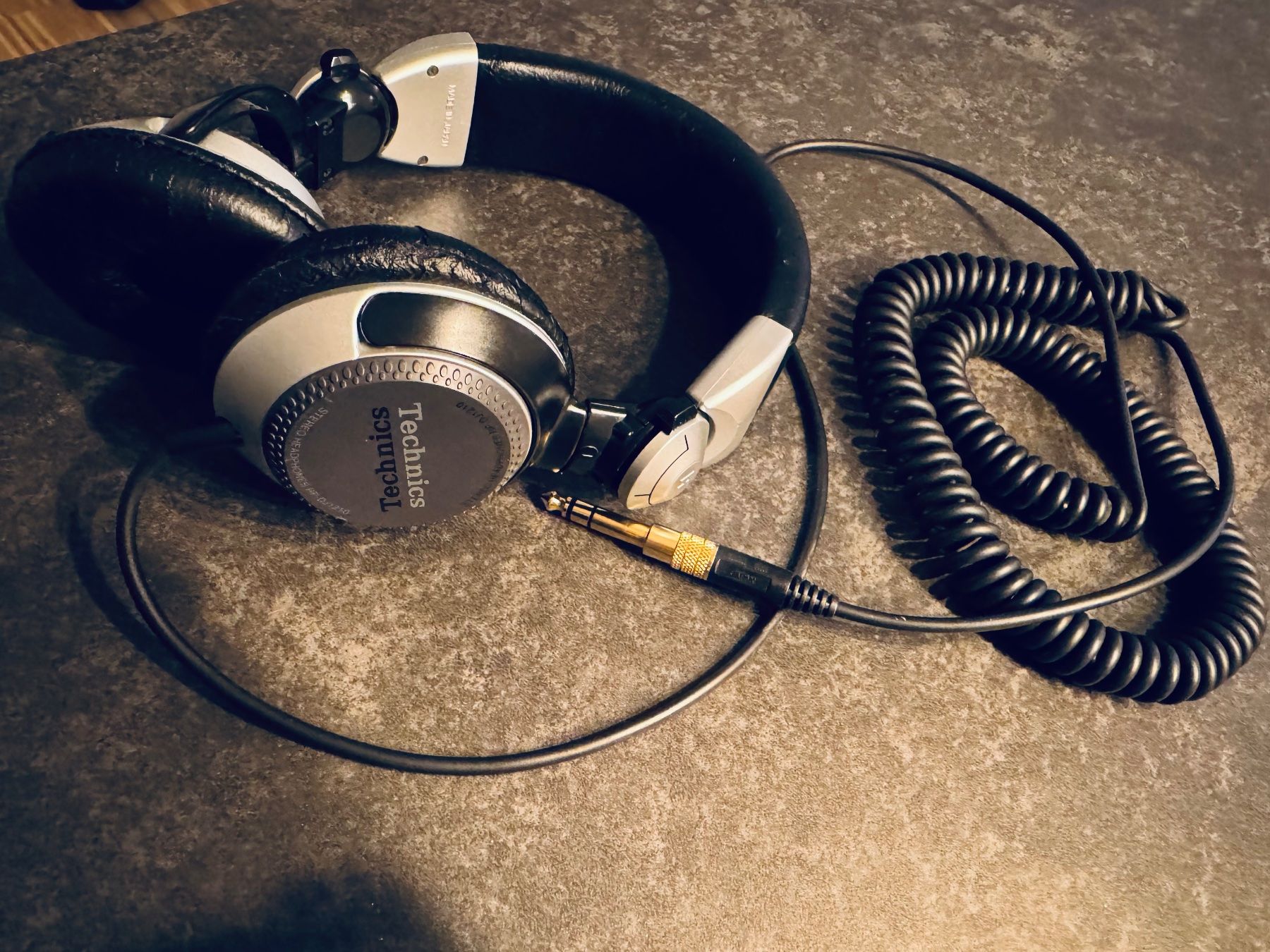 Technics Casques audio: Technics RP-DJ1210 Professioneller Kopfhörer – D'occasion à Kilchberg ZH par IROC84 4