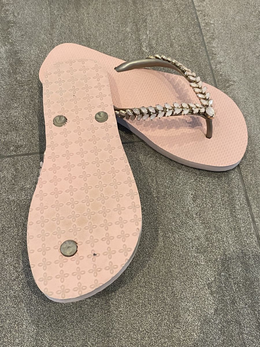 Scarpe da donna: Flipflops / Rosé / Gr. 39/40 – Usato da Wängi venduto da flyaway2see 2
