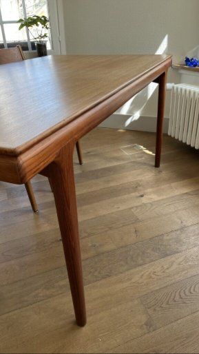 Set di tavolo e panche: Dänisches Teak Esszimmer-Set mit Tisch & Sideboard – Usato da Brugg AG venduto da ben_7byv 2
