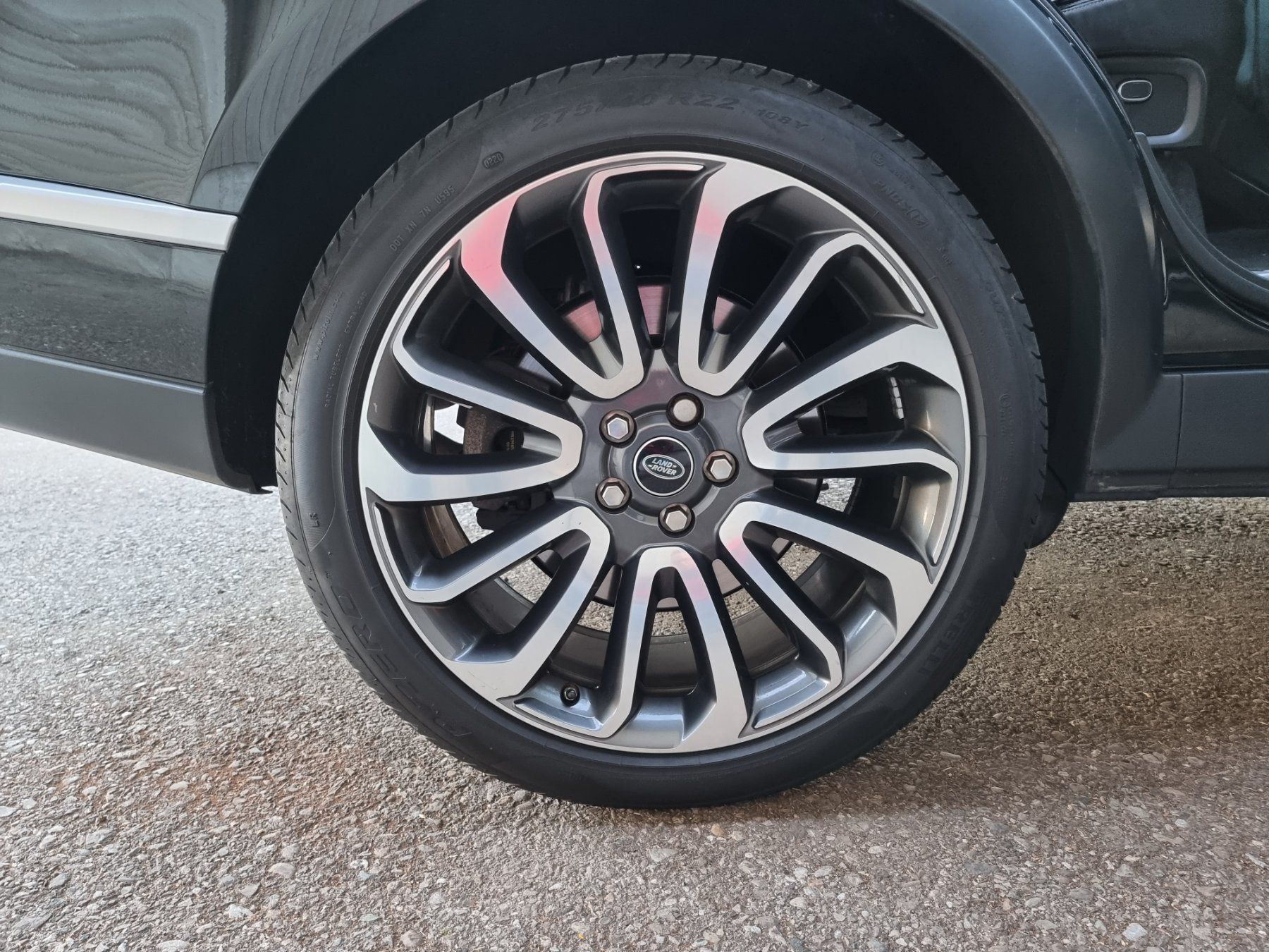 Land Rover Automobili: Range Rover SDV8 Autobiography all Black – Usato da Zug venduto da Qayqay0 9