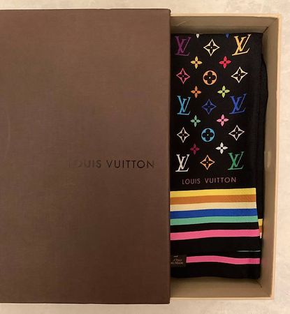 Louis Vuitton Twilly