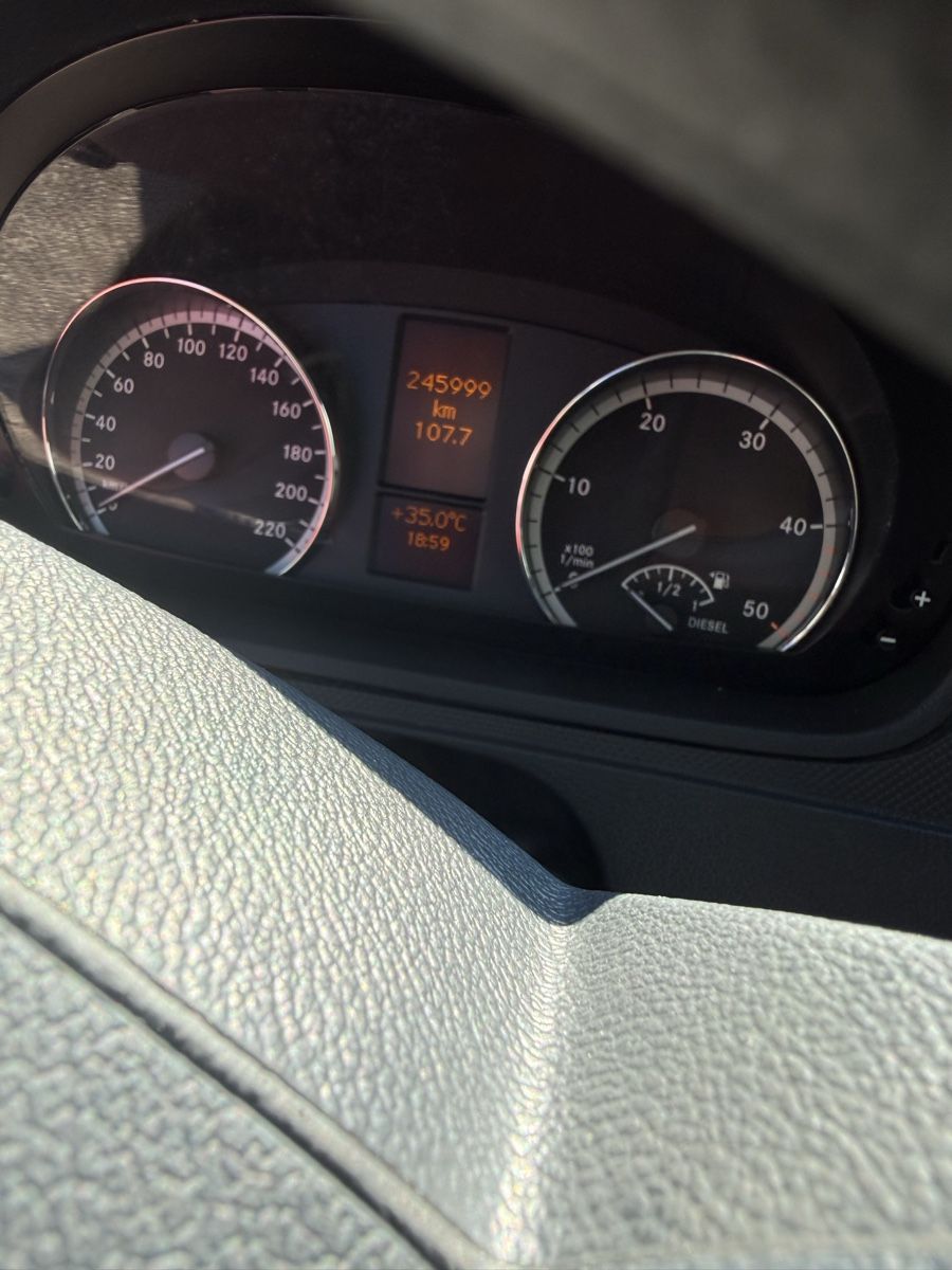 Mercedes-Benz Autos: Vito mit MFK – Gebraucht aus Rümikon Ag von tom_66hh 4