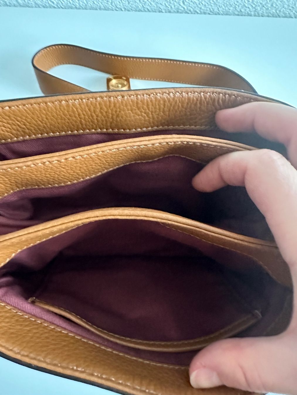Coccinelle Borse da donna: Coccinelle Umhängetasche, braun – Nuovo (secondo la descrizione) da Dübendorf venduto da 9320 3