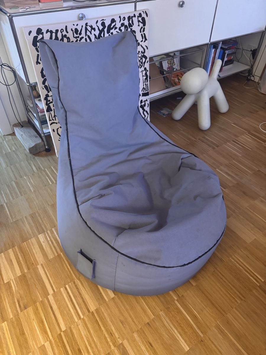 Fauteuils: Sitzsack Sitting Point dunkelgrau gebraucht – D'occasion à Zürich par VZN
