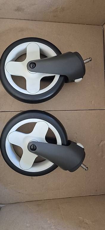 Carrozzine: Stokke Trailz Classic vorderräder – Usato da Winterthur venduto da Happy-Baby