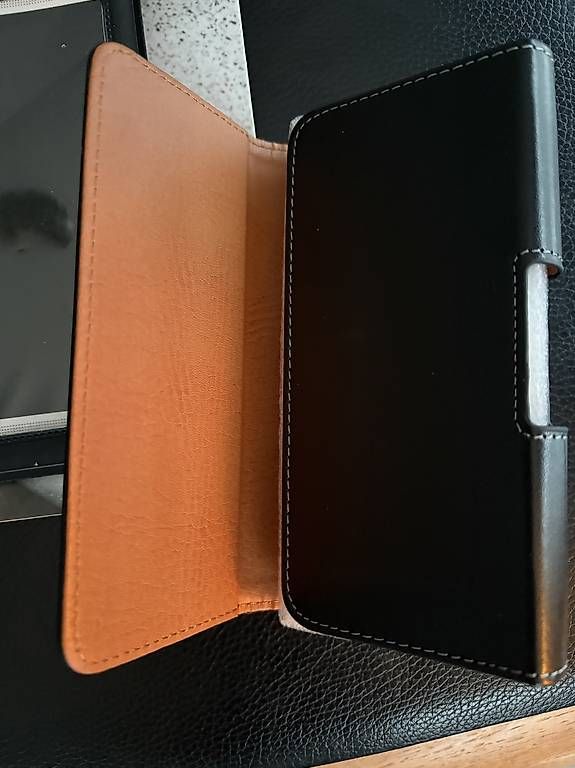 Supporti per biciclette: NEU Fahrrad Smartphone-Halterung – Nuovo e nell'imballaggio originale da Bremgarten AG venduto da Honeybooker 1