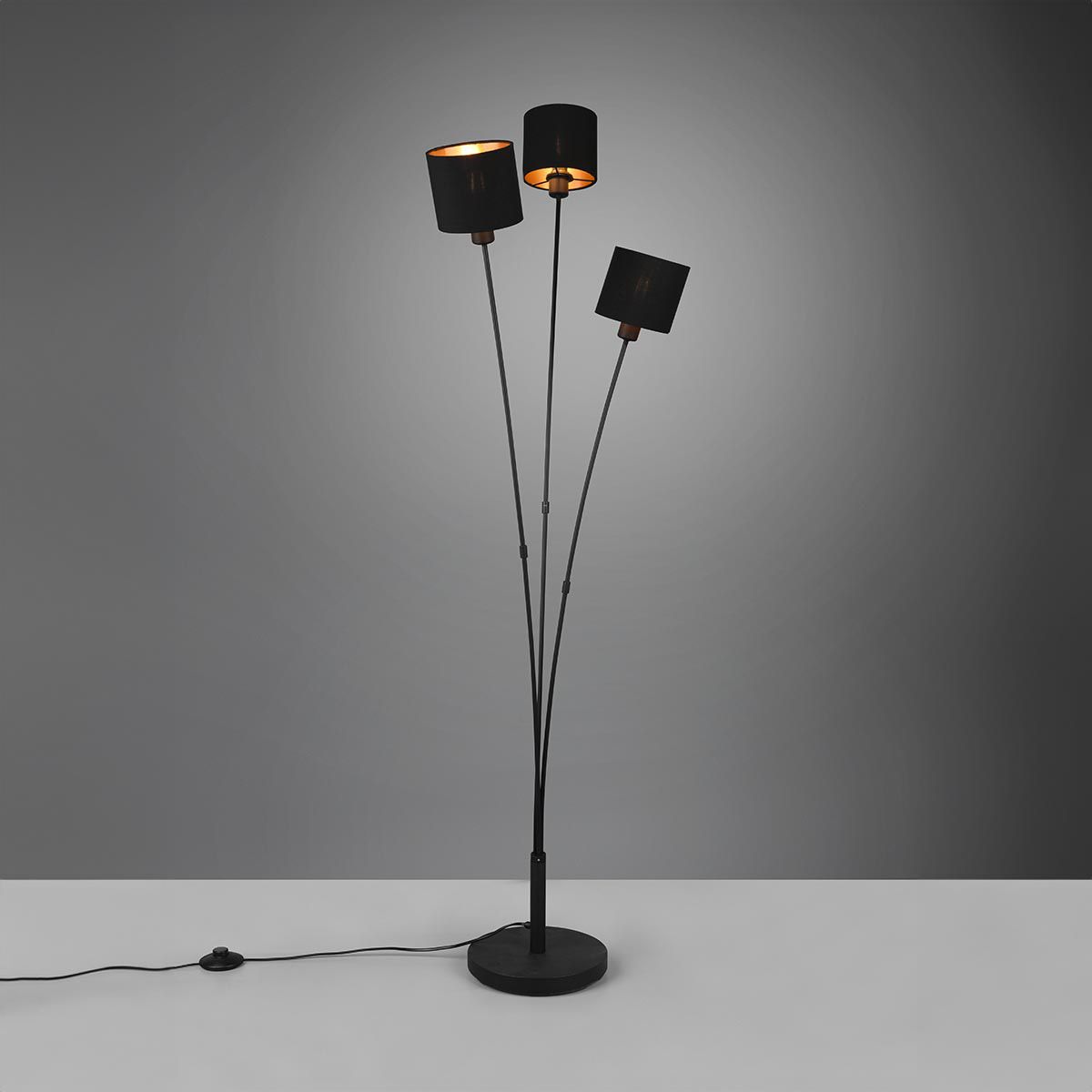 Lampen: Stehleuchte, 3 Spots, Stoff, 150 cm Höhe – Neu (gemäss Beschreibung) aus Kreuzlingen von Smart-Light