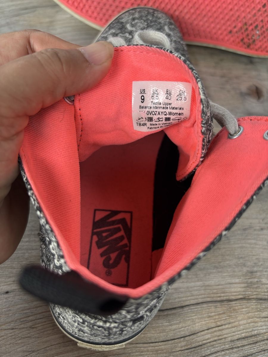 Vans Damenschuhe: Vans Damenschuhe  – Gebraucht aus Würenlos von Ashley24 3