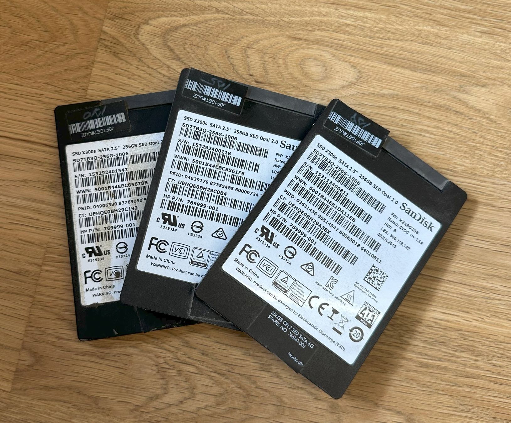Sandisk Dischi rigidi: SSD Samsung 850 EVO 256GB – Usato da Willisau venduto da aronet 1