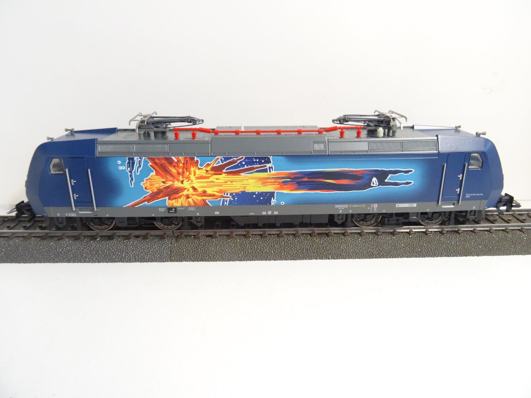 Märklin Modellini di ferrovie: Märklin H0 36837-1  E-Lok BR 185 "Superman" – Nuovo e nell'imballaggio originale da Hochdorf venduto da Teger02 3